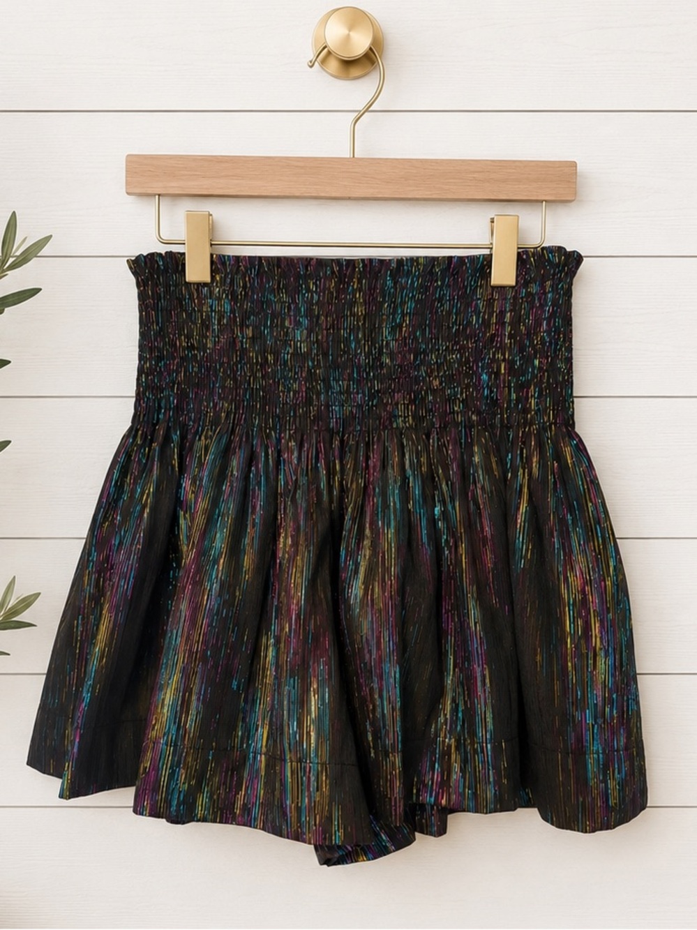 👑✨ Queen of Sparkles Multicolor Shimmer Shorts | Size Large | NWOT - Picture 1 of 6